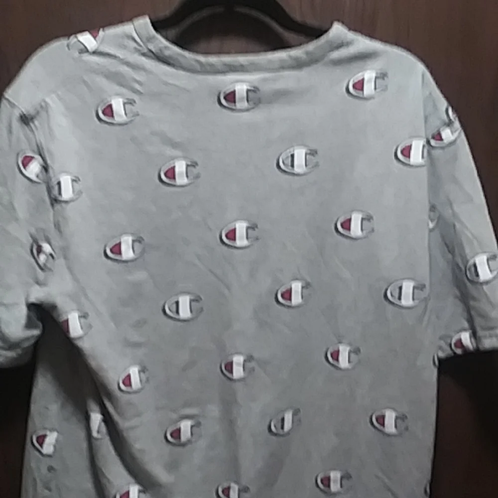 Men's Champion tee - Picture 6 of 6